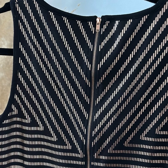 Black body con mini dress with metallic gold pattern all over. Mink Pink. Size S - Picture 8 of 8